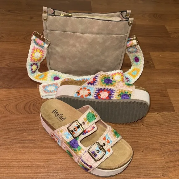 🎉❤️ NEW DEAL OF THE DAY Corkys Multi Crochet Sandals Crossbody Purse and Strap