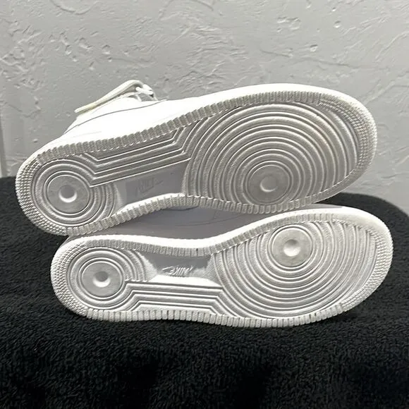 🔥🔥 NIKE Air Force 1 Mid '07 “Triple White” Streetwear Sneaker Shoes Sz 12 - EU
