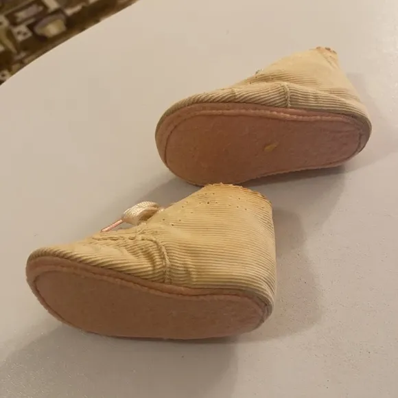 1959 vintage baby girl shoes two pairs