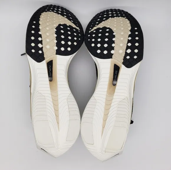 $260 Nike ZoomX VaporFly Next% 3 Black Metallic Gold Shoes