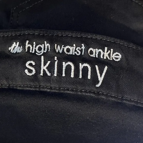 7 For All Mankind Black Skinny High Waist Denim W/Hook &amp; Eye Hem Closure…