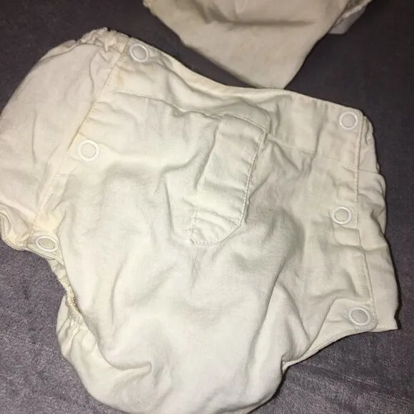8 Piece Lot Vintage Infants Clothing Misc. Sizes