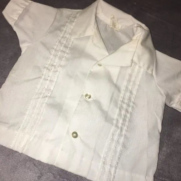 8 Piece Lot Vintage Infants Clothing Misc. Sizes
