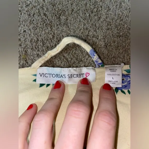 90’s Victoria’s Secret Robe