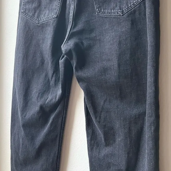 A&amp;F Ultra High Rise Ankle Straight Jean Charcoal Black Sz 14