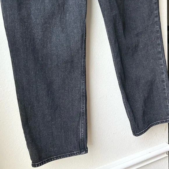 A&amp;F Ultra High Rise Ankle Straight Jean Charcoal Black Sz 14