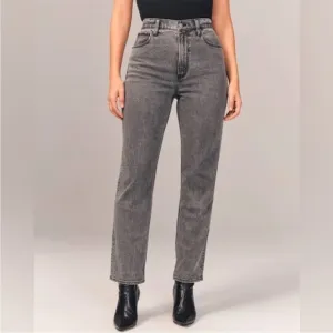 Abercrombie &amp; Fitch Curve Love Ultra High Rise Ankle Straight Jean Size 30