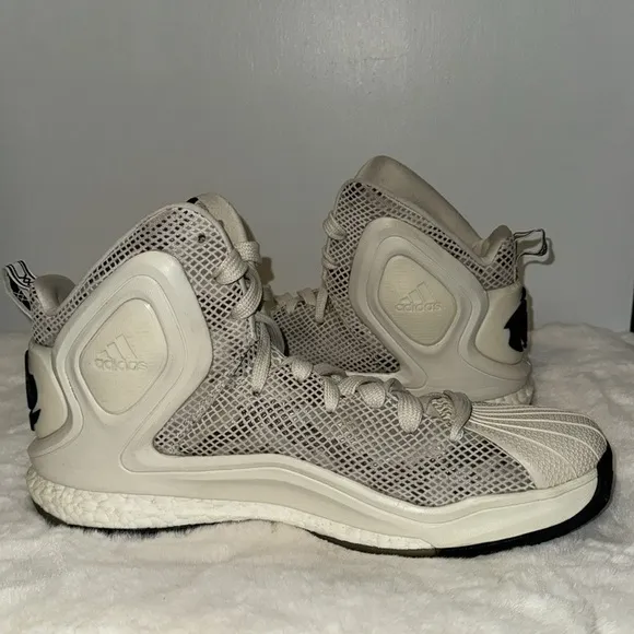 Adidas D Rose 5 Boost OG White Tan Basketball Sneakers C77249 Men’s Size 13