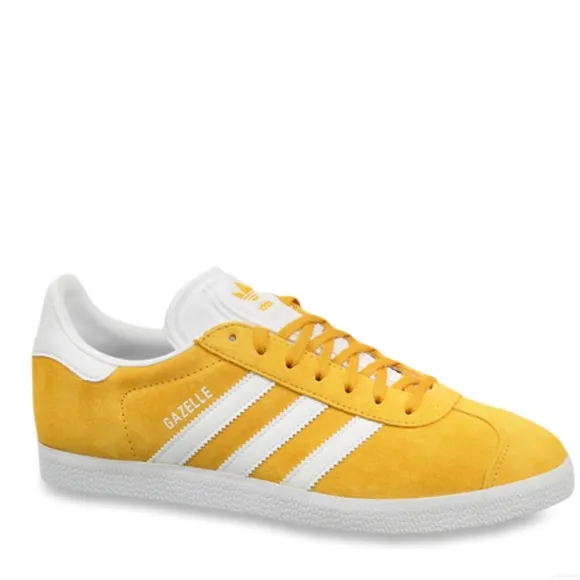 Adidas Gazelle Crew Yellow FX5497 size 7 Men’s Suede upper old school sneaker.