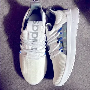 Adidas Lite Racer Adapt 5 White Sneakers with Blue and Camo Accents Size 8M NIB