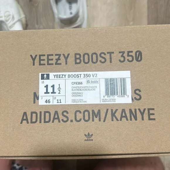 Adidas Mens White Cream Yeezy Boost 350 V2 Athletic Sneaker Shoes Size 11.5