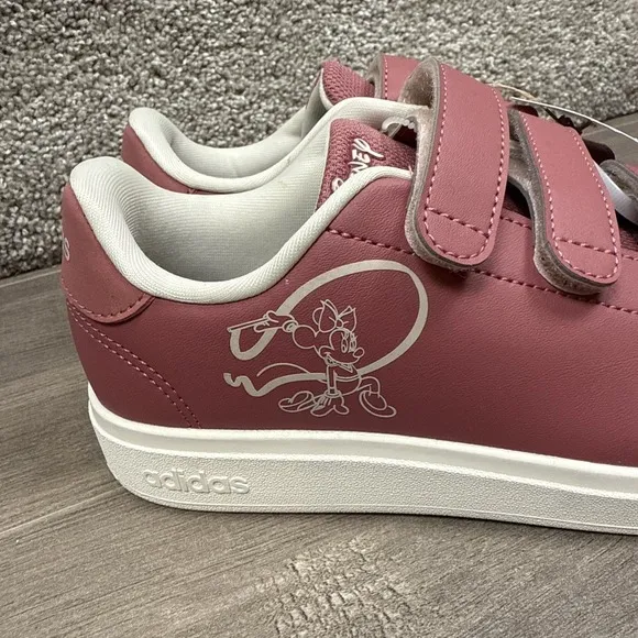 Adidas X Disney Advantage Minnie Shoes Girls Size 3 NEW