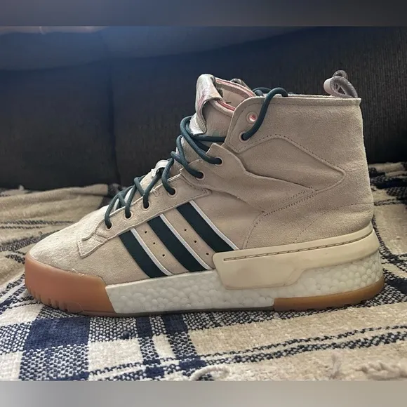 Adidas x Eric Emanuel Rivalry RM - Rare 2019 Collaboration
