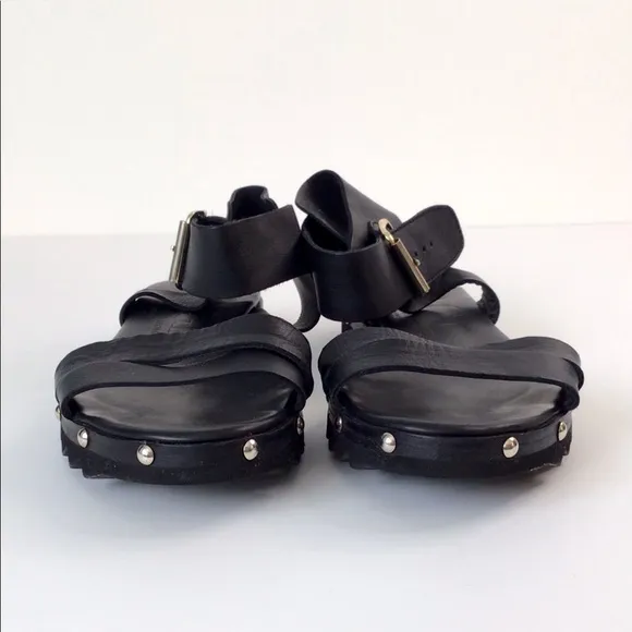 AGL Attilio Giusti Leombruni  Sandal Shoes