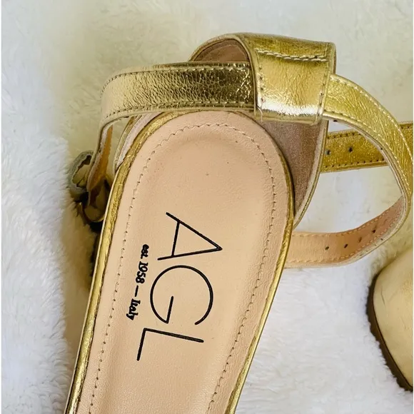 AGL sandal size 38 Made in italy US 7.5