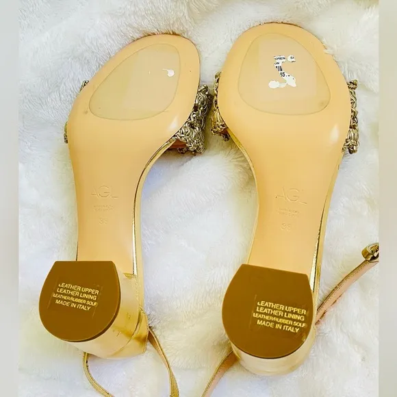 AGL sandal size 38 Made in italy US 7.5
