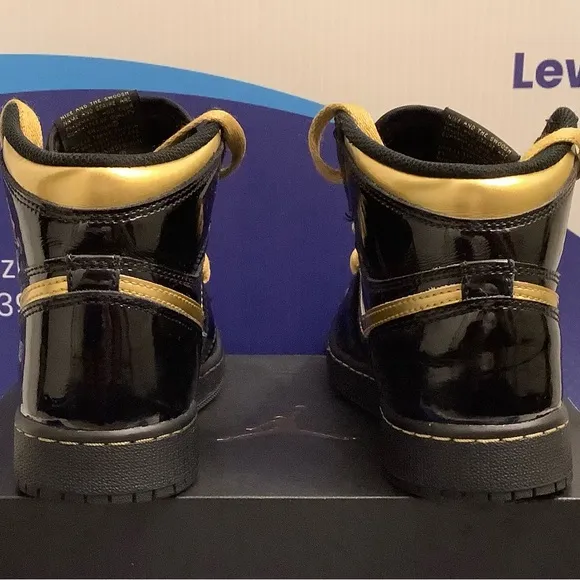 Air Jordan 1 High Black Metallic Gold Kids Size 4y