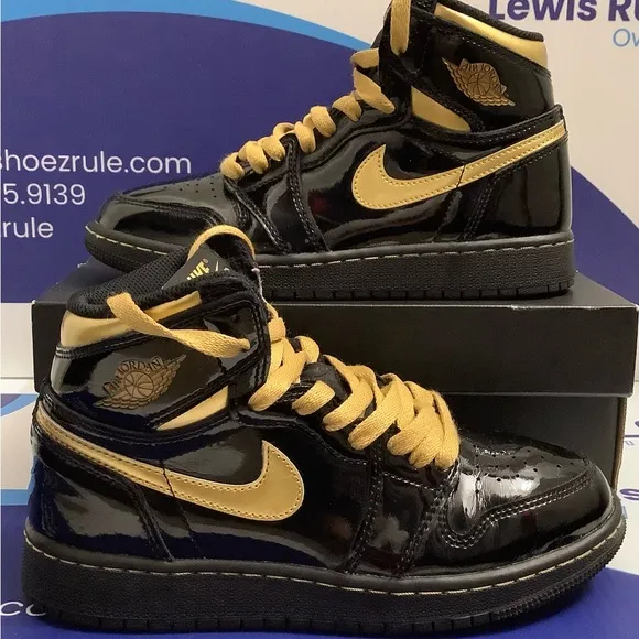 Air Jordan 1 High Black Metallic Gold Kids Size 4y
