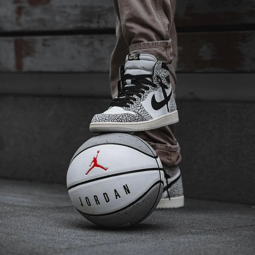 Air Jordan 1 Retro High OG White Cement