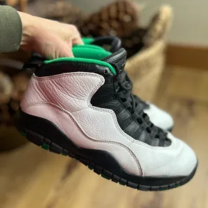 Air Jordan 10 Retro Seattle Green White Black Athletic Streetwear Shoes Size 10