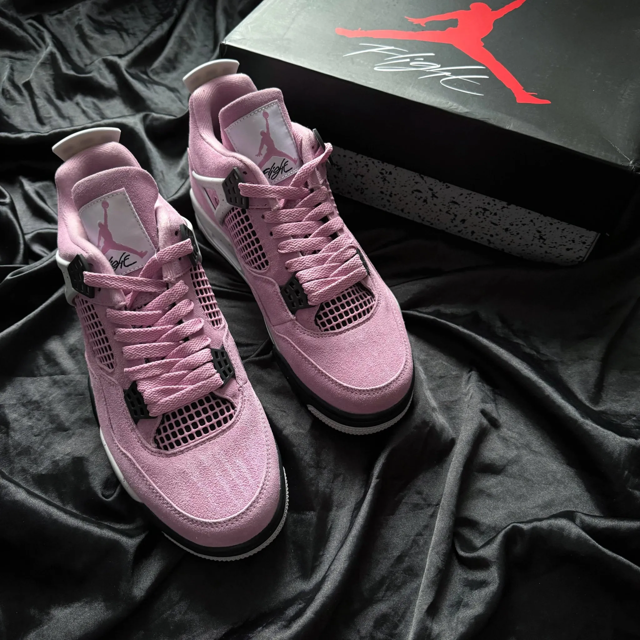 Air Jordan 4 Retro Orchid
