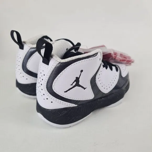 Air Jordan Jumpman 2012 LITTLE KIDS Sneakers Black White SZ 10.5 C