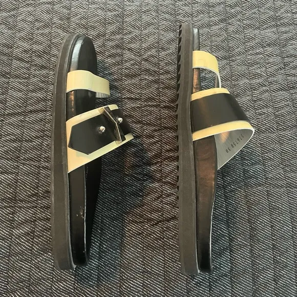 Alexander McQueen Black and Off White Sandals with Buckle Detail