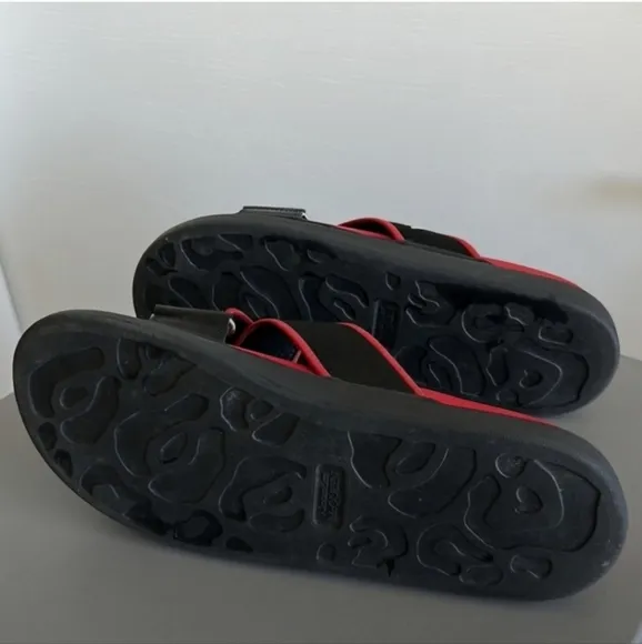 Alexander McQueen Red and Black Sandals (Mens)