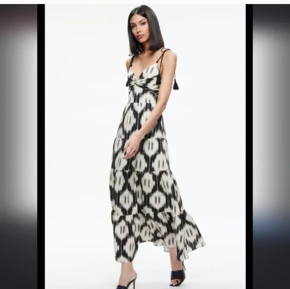 Alice   Olivia Katara twist-detail maxi dress Spring is  Here! Beautiful Dress!