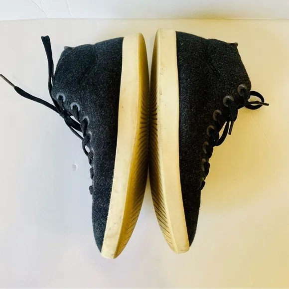 AllBirds Women’s Gray Wool High-Top Sneakers Size 9