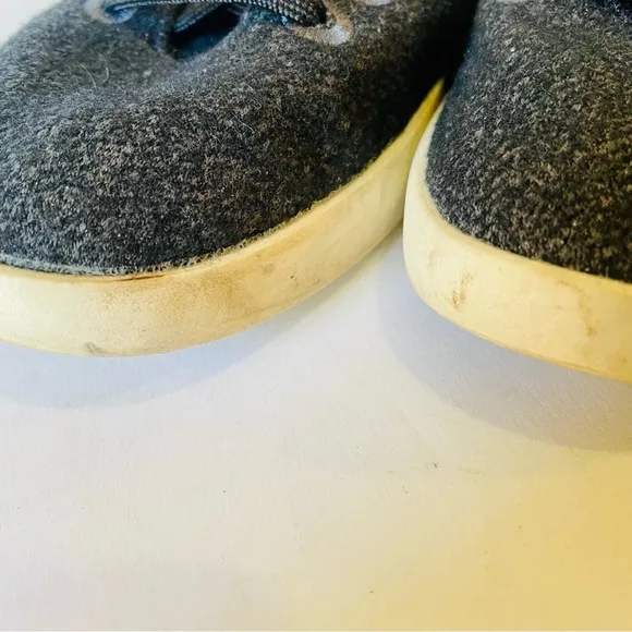 AllBirds Women’s Gray Wool High-Top Sneakers Size 9