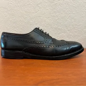 Allen Edmonds Baltic Vintage Short Wing Black V-Cleat Derby Size 11