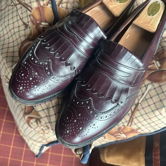 ALLEN EDMONDS 👞 Men’s Burgundy All Leather ‘Wakefield’ Kiltie Loafer - 10.5 D