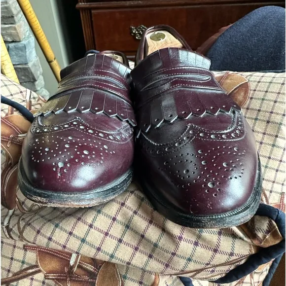ALLEN EDMONDS 👞 Men’s Burgundy All Leather ‘Wakefield’ Kiltie Loafer - 10.5 D