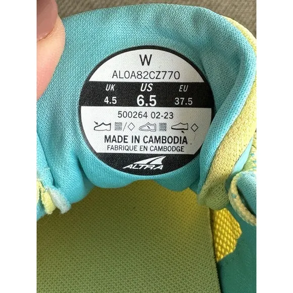 Altra Torin 7 Women's Size 6.5 Running Shoes Yellow AL0A82CZ770