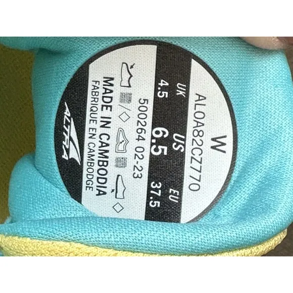 Altra Torin 7 Women's Size 6.5 Running Shoes Yellow AL0A82CZ770