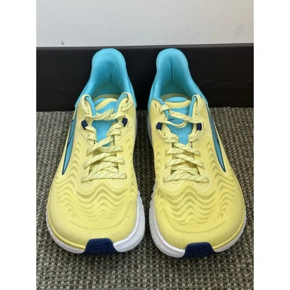 Altra Torin 7 Women's Size 6.5 Running Shoes Yellow AL0A82CZ770