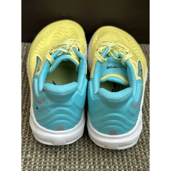 Altra Torin 7 Women's Size 6.5 Running Shoes Yellow AL0A82CZ770