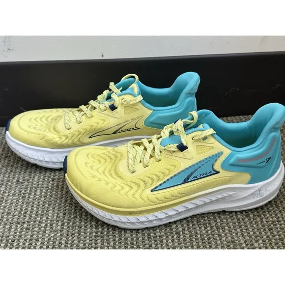 Altra Torin 7 Women's Size 6.5 Running Shoes Yellow AL0A82CZ770
