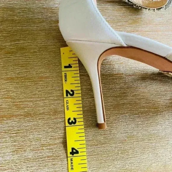 Anthropologie BHLDN Badgley Mischka Yasmine Ankle Strap Sandals Size 7 NWOT $245