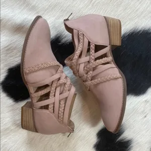 Anthropology Seychelles So Blue woven leather strappy ankle booties