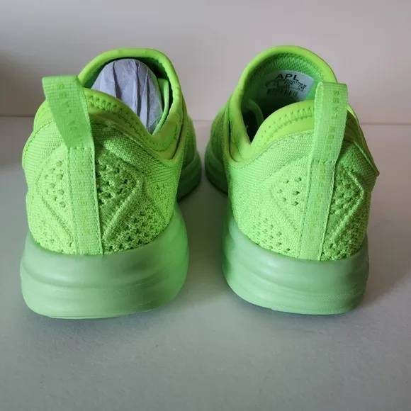 APL Womens Techloom Phantom Shoes Lime Green Size 9