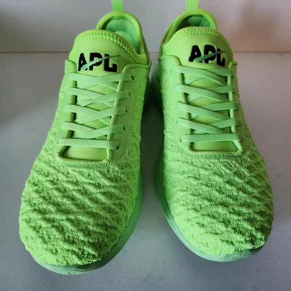 APL Womens Techloom Phantom Shoes Lime Green Size 9