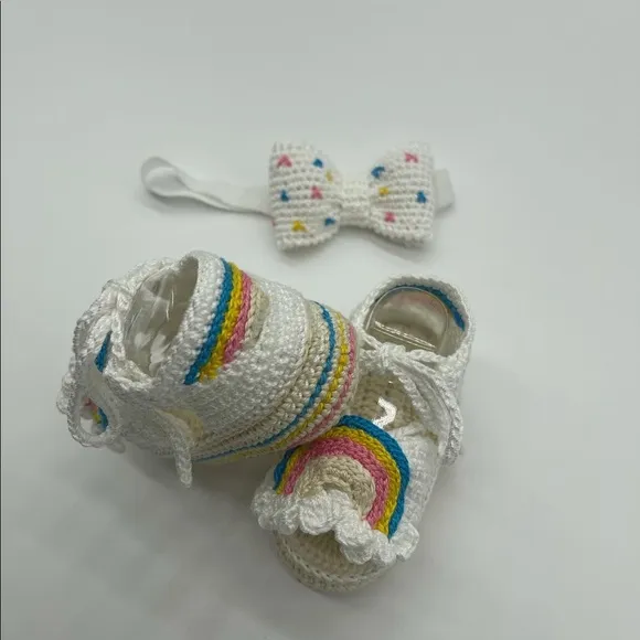 Baby shoes and headband