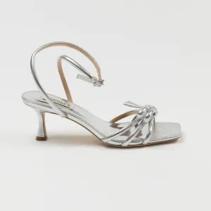 Badgley Mischka Women Loyalty Sandals Silver Size 8