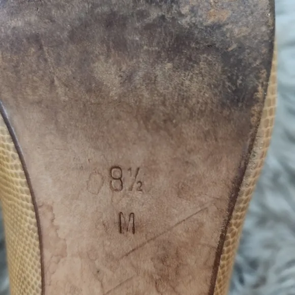 Bally Vintage 1960s Stacked Heel Snakeskin Mustard Yellow Women's Shoes Size 8.5
