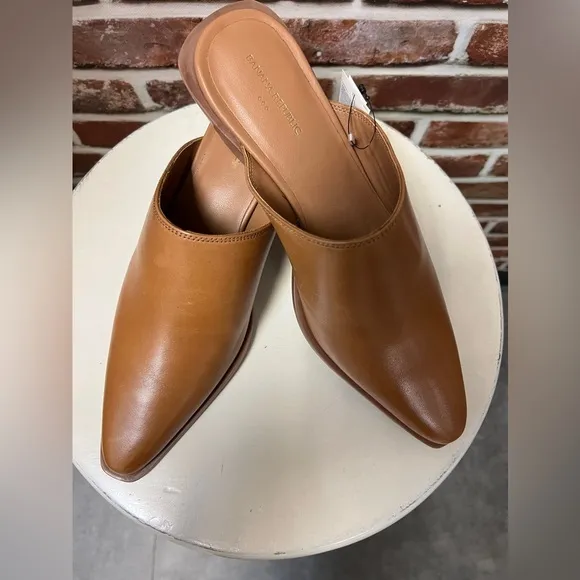 Banana Republic Professionals Career Leather Block Heeled Mules Shoes 7.5