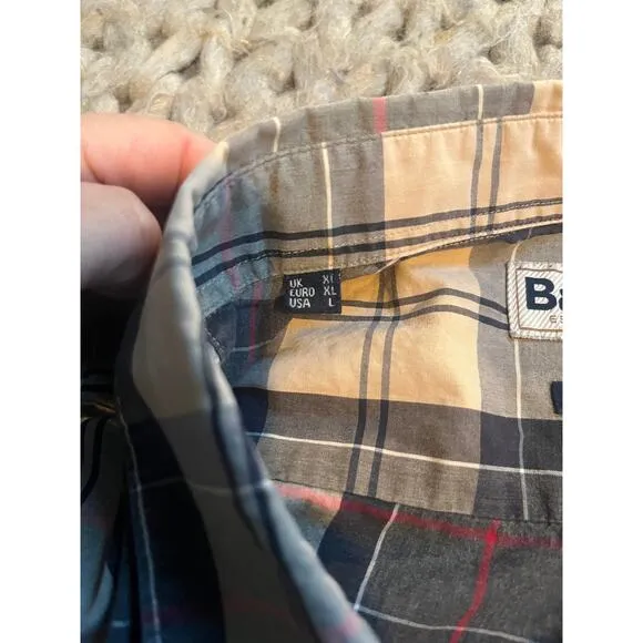 Barbour oxford button down shirt blue, beige size large