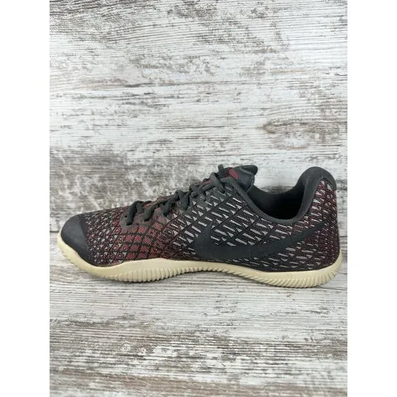 BEATER Men's Nike Kobe Mamba Instinct Black/Red Low Top Basketball Shoes Sz 10.5