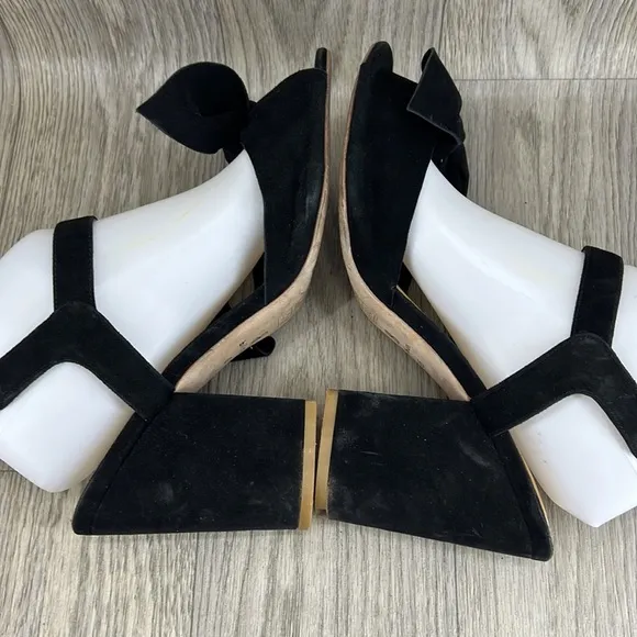 Bill Blass Carmen Knotted Suede Chunky-Heel Sandals